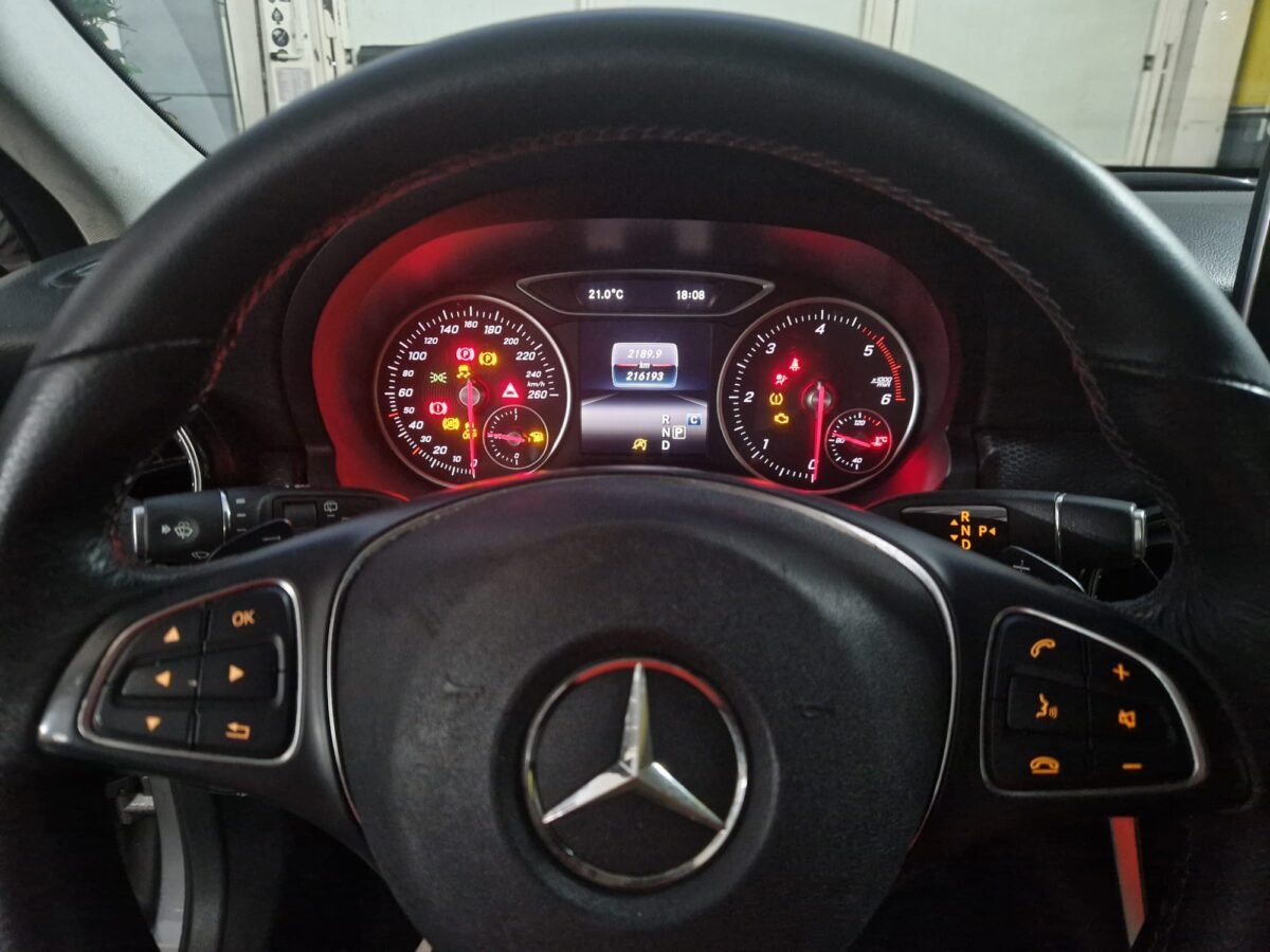 MERCEDES CLASE A PACK AMG 1.5D 120CV