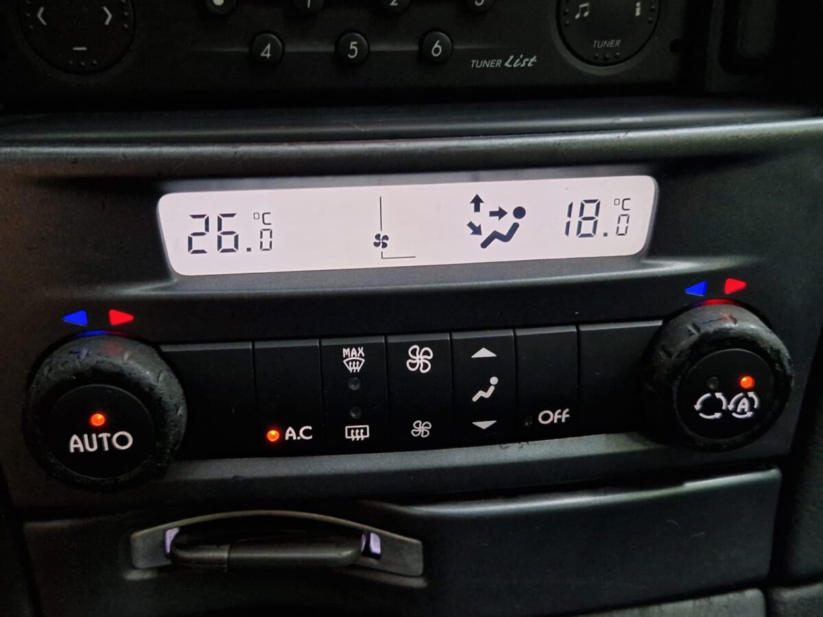 RENAULT LAGUNA GRAND TOUR 1.9 DCI