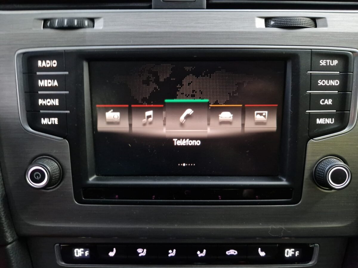 VOLKSWAGEN GOLF 1.2 TSI 110CV