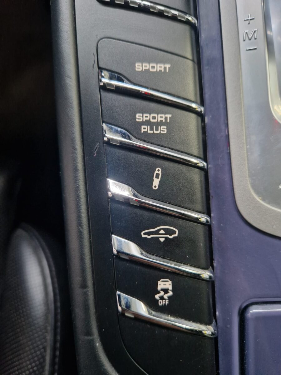 PORSCHE PANAMERA 4S 4.8 V8