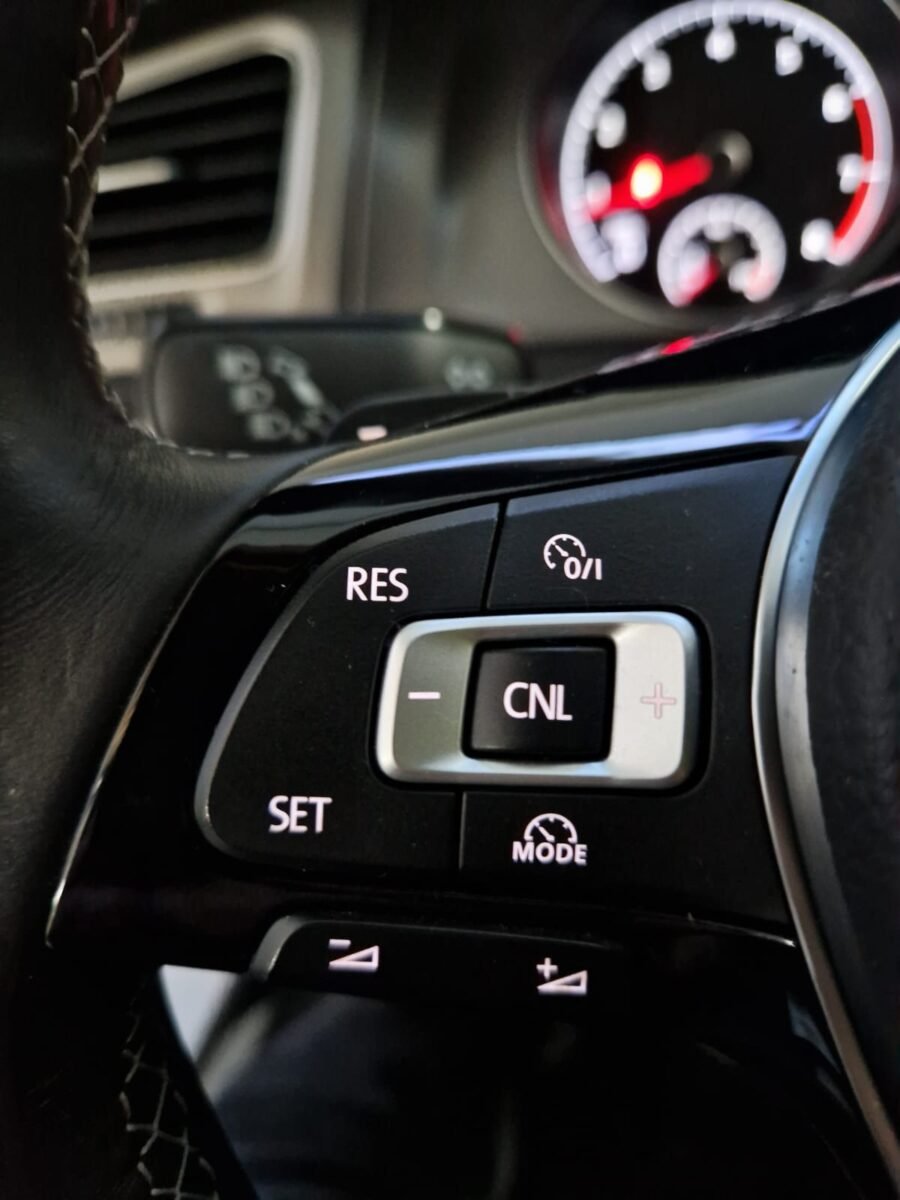 VOLKSWAGEN GOLF 1.4 TSI 122CV DSG