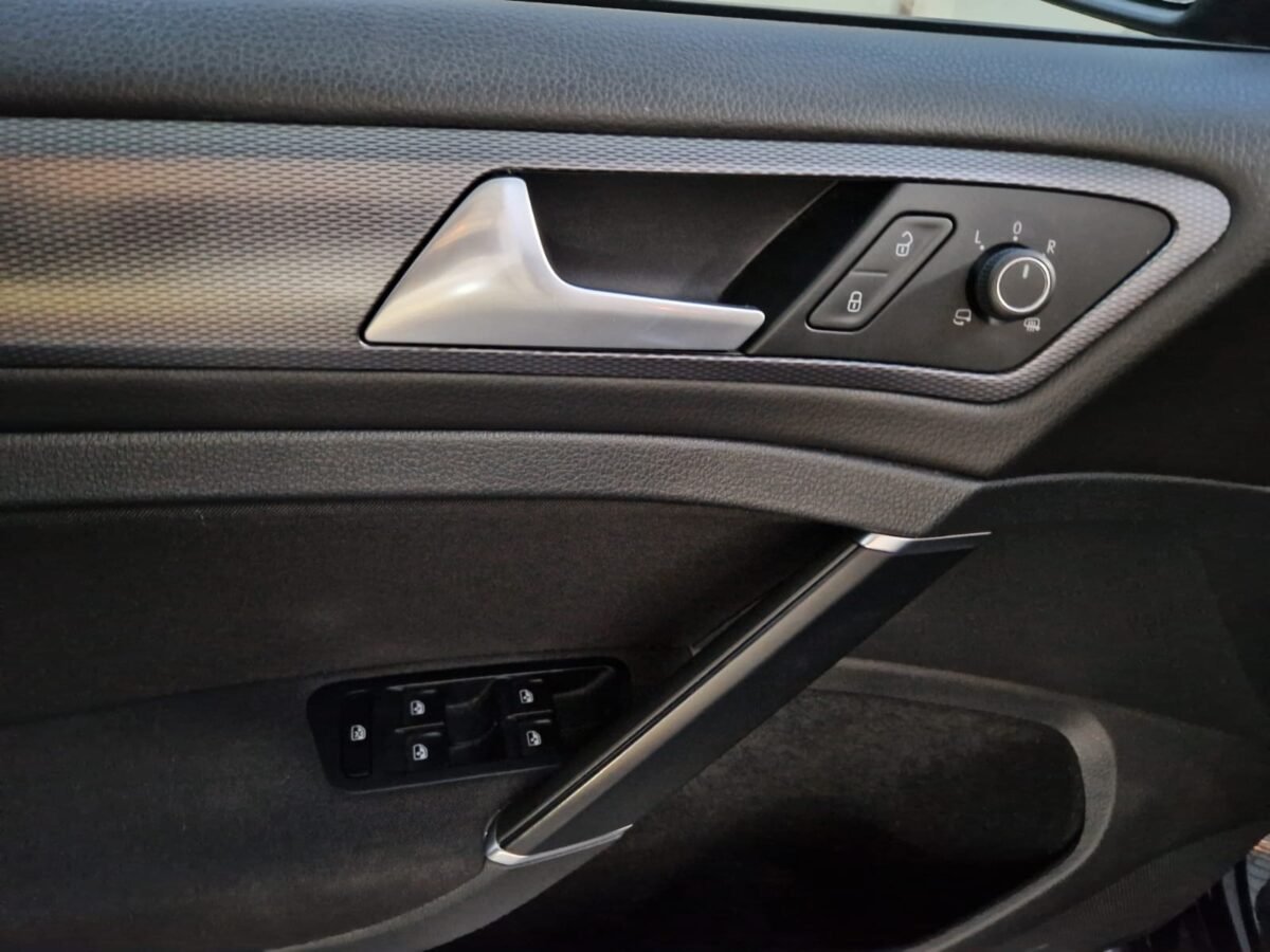 VOLKSWAGEN GOLF 1.4 TSI 122CV DSG