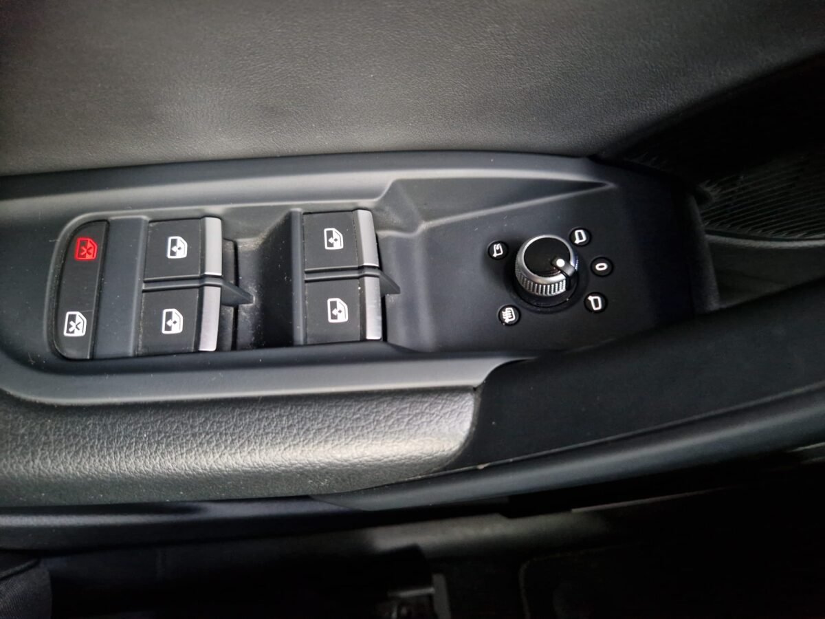 AUDI Q5 S-LINE 2.0 TDI 165 CV QUATTRO