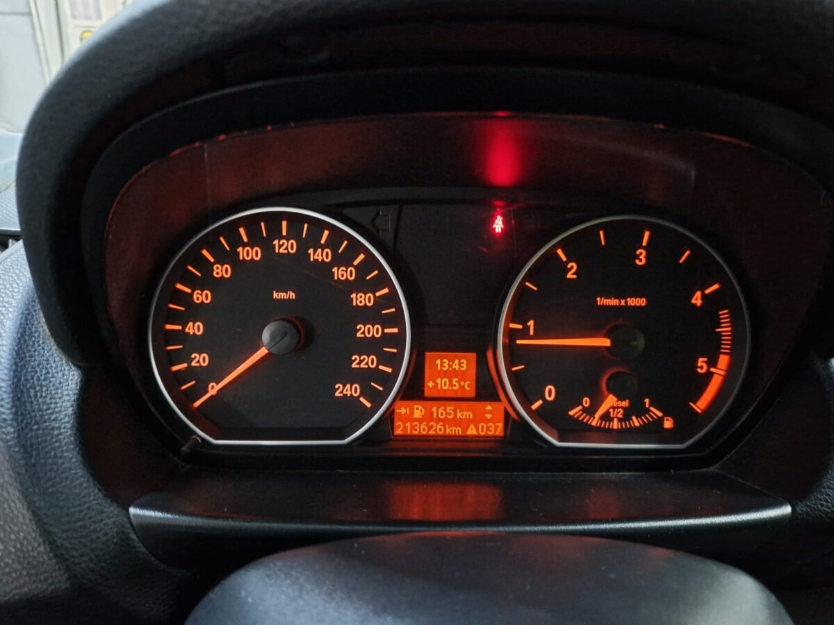 BMW SERIE 1 118D 2.0D 143CV