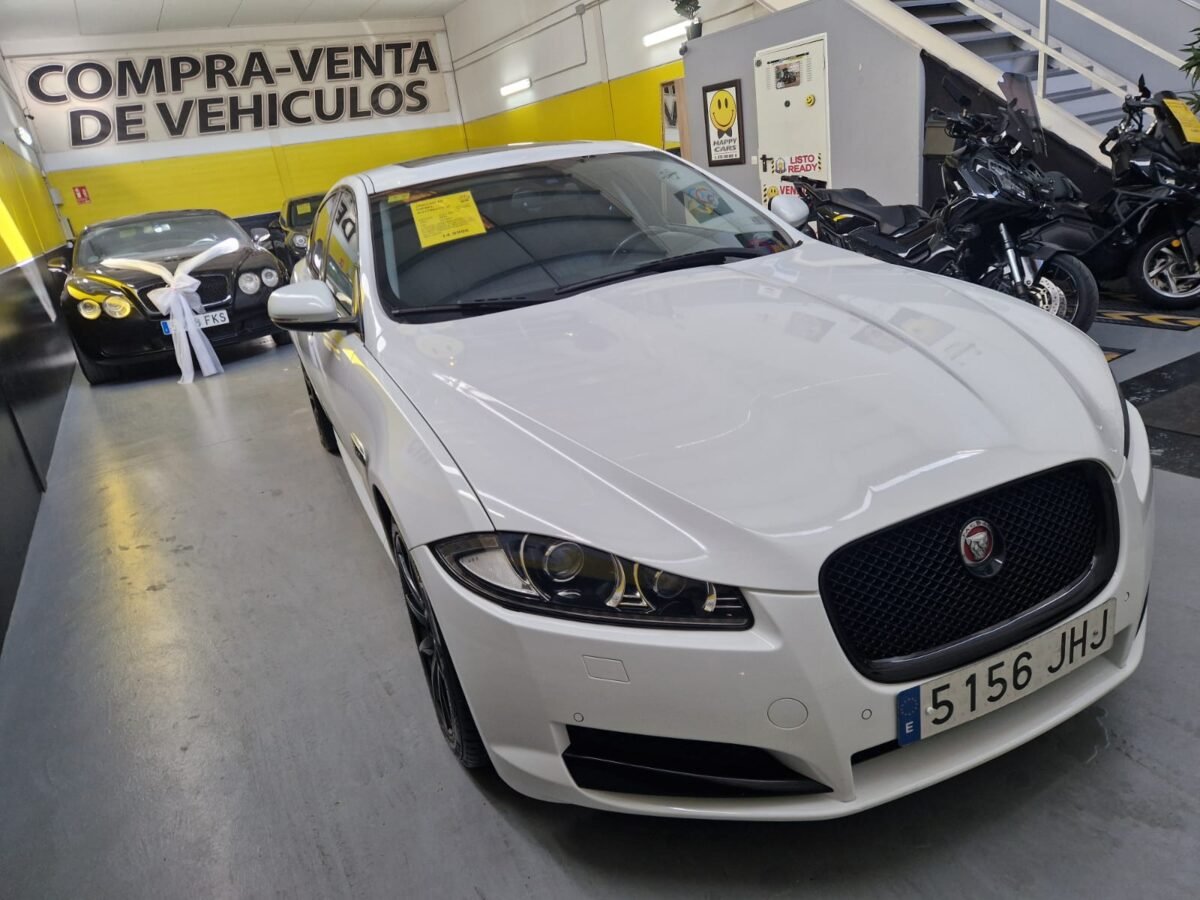 JAGUAR XF 2.0 D 200CV