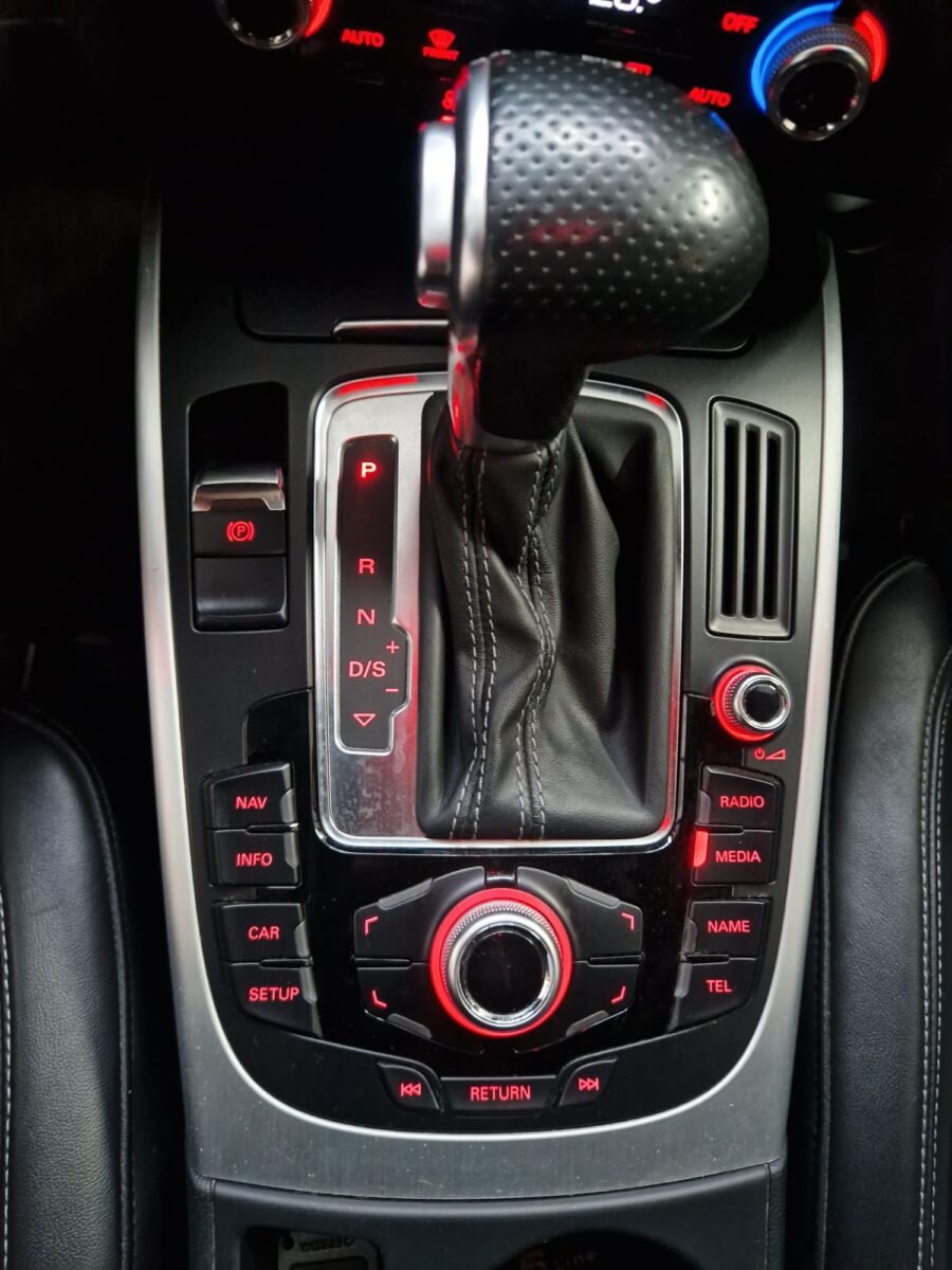 AUDI A4 AVANT S LINE 2.0 TDI 150CV