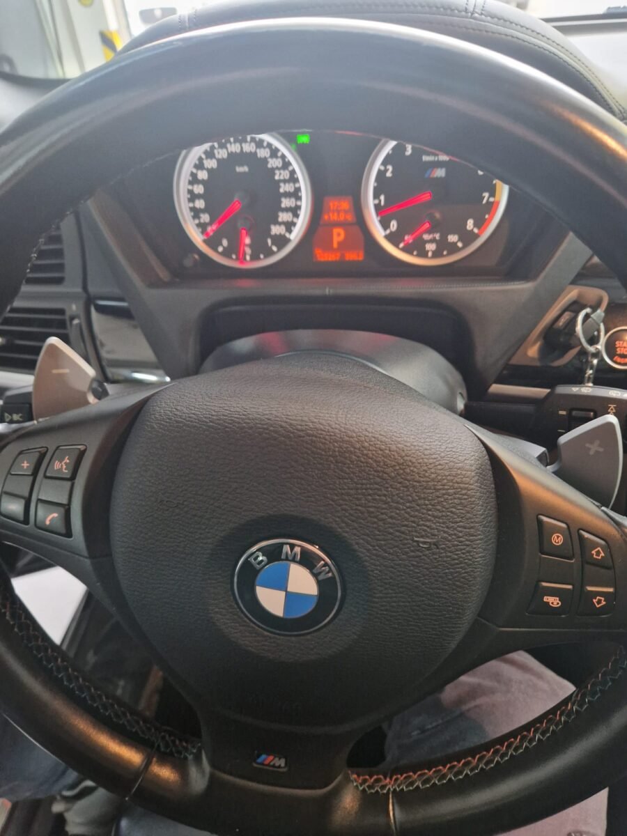 BMW X5M 4.4 V8 555CV