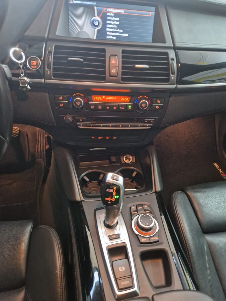 BMW X5M 4.4 V8 555CV