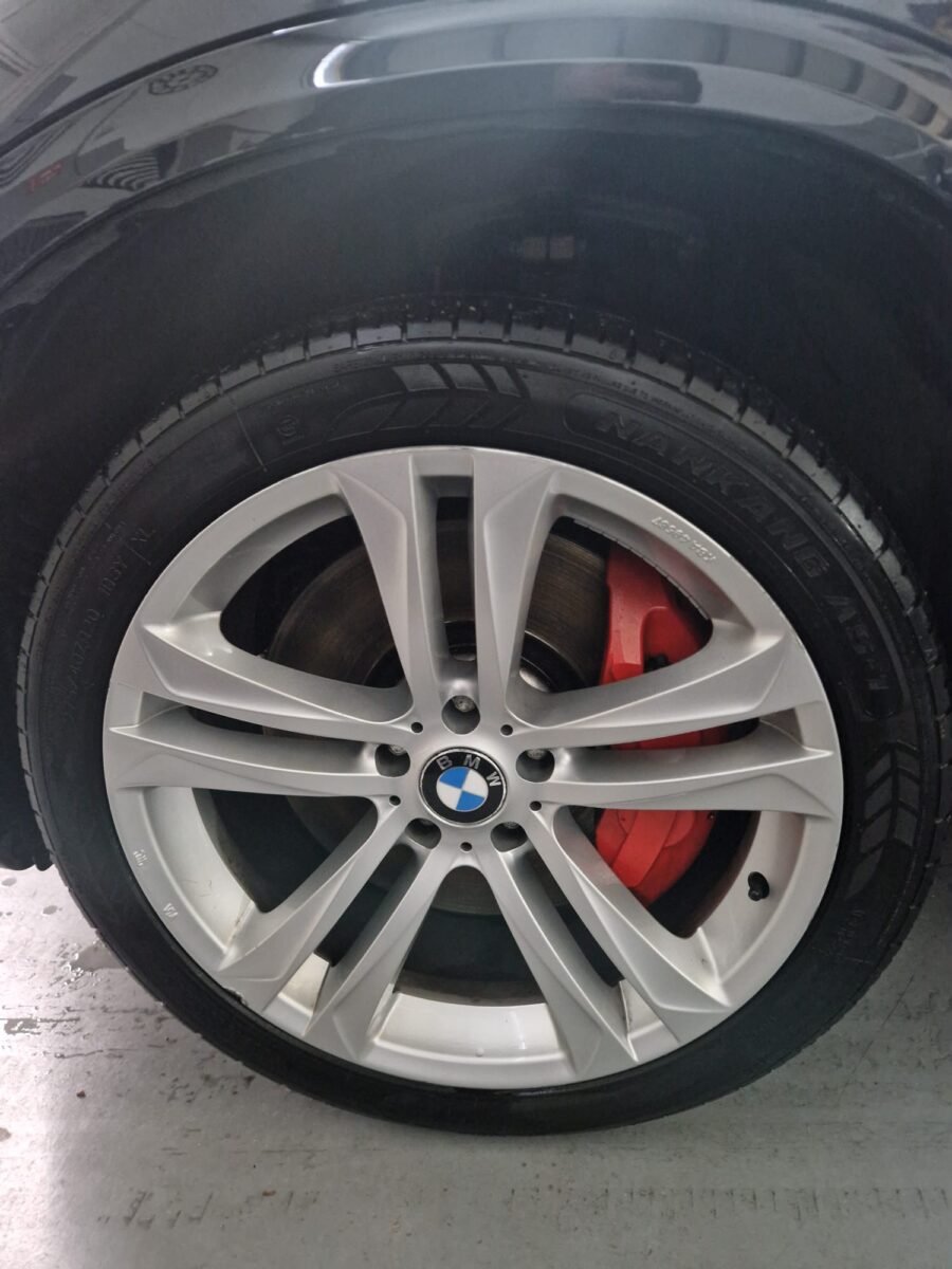 BMW X5M 4.4 V8 555CV