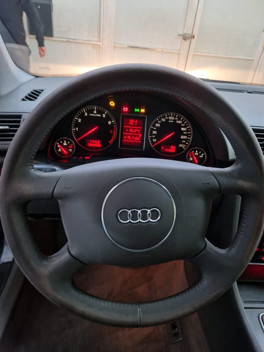 AUDI A4 2.0 130CV