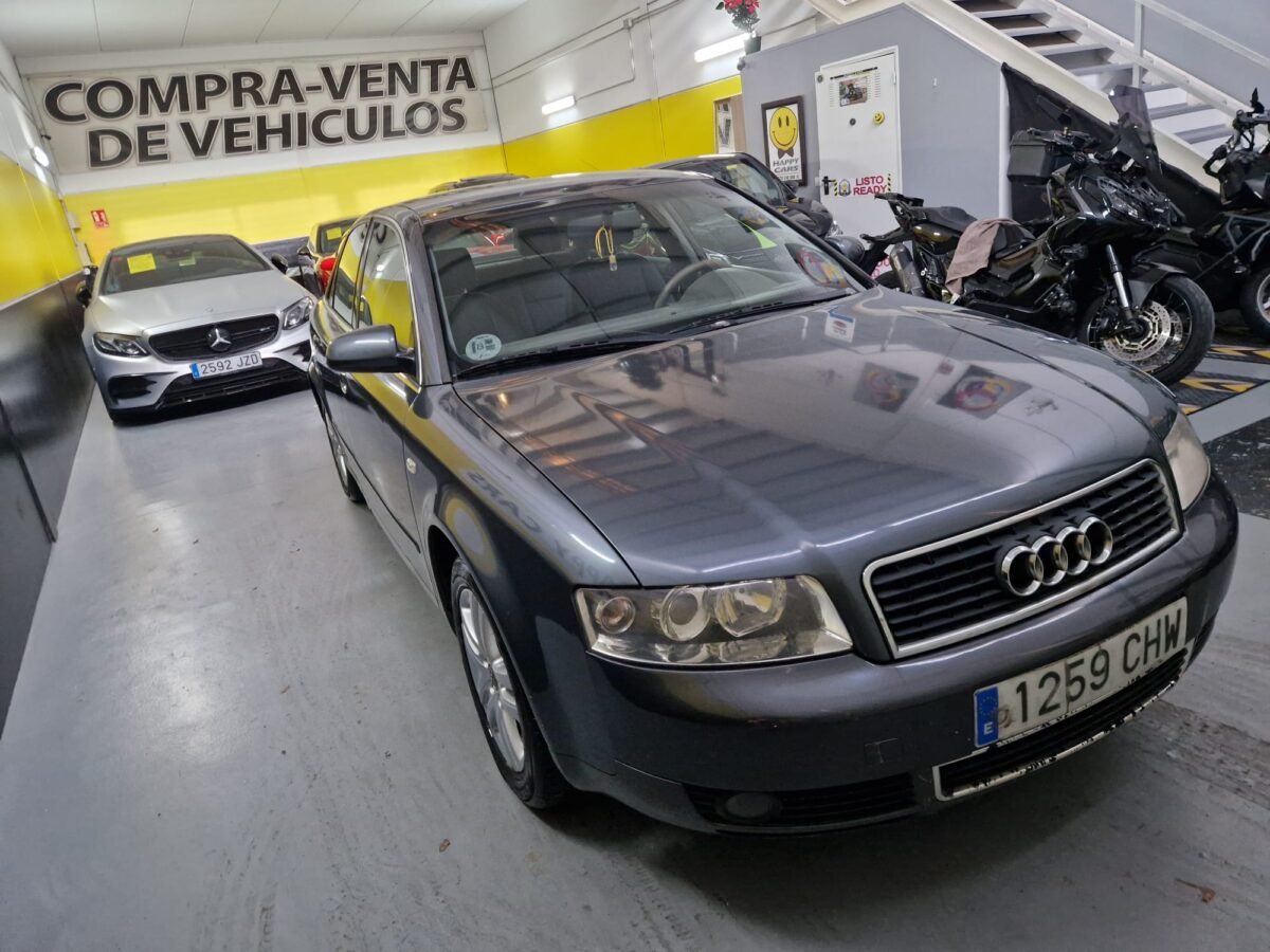 AUDI A4 2.0 130CV