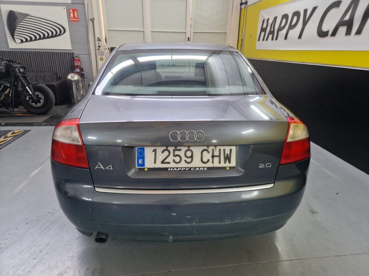 AUDI A4 2.0 130CV