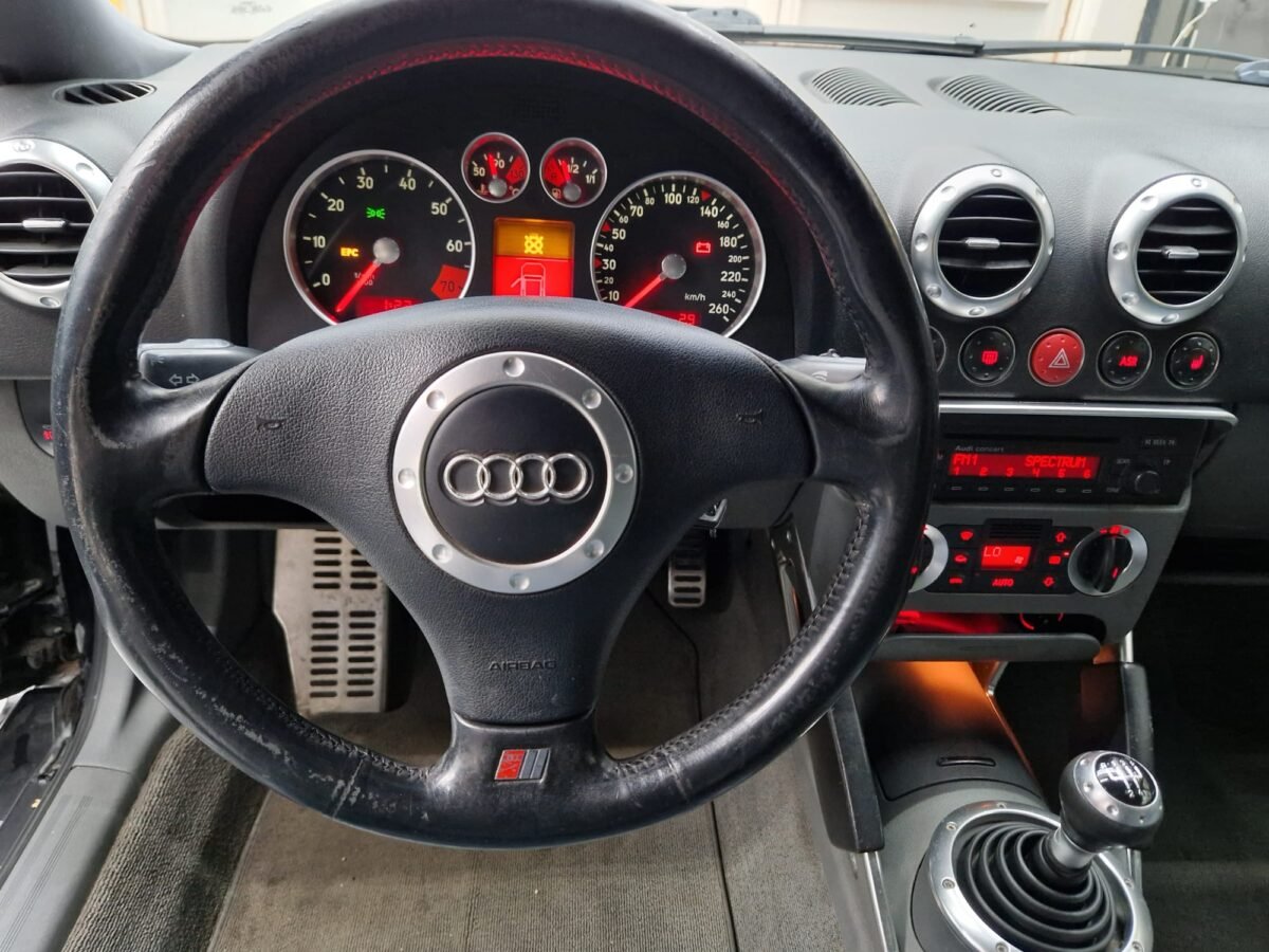 AUDI TT 1.8 TURBO 180CV