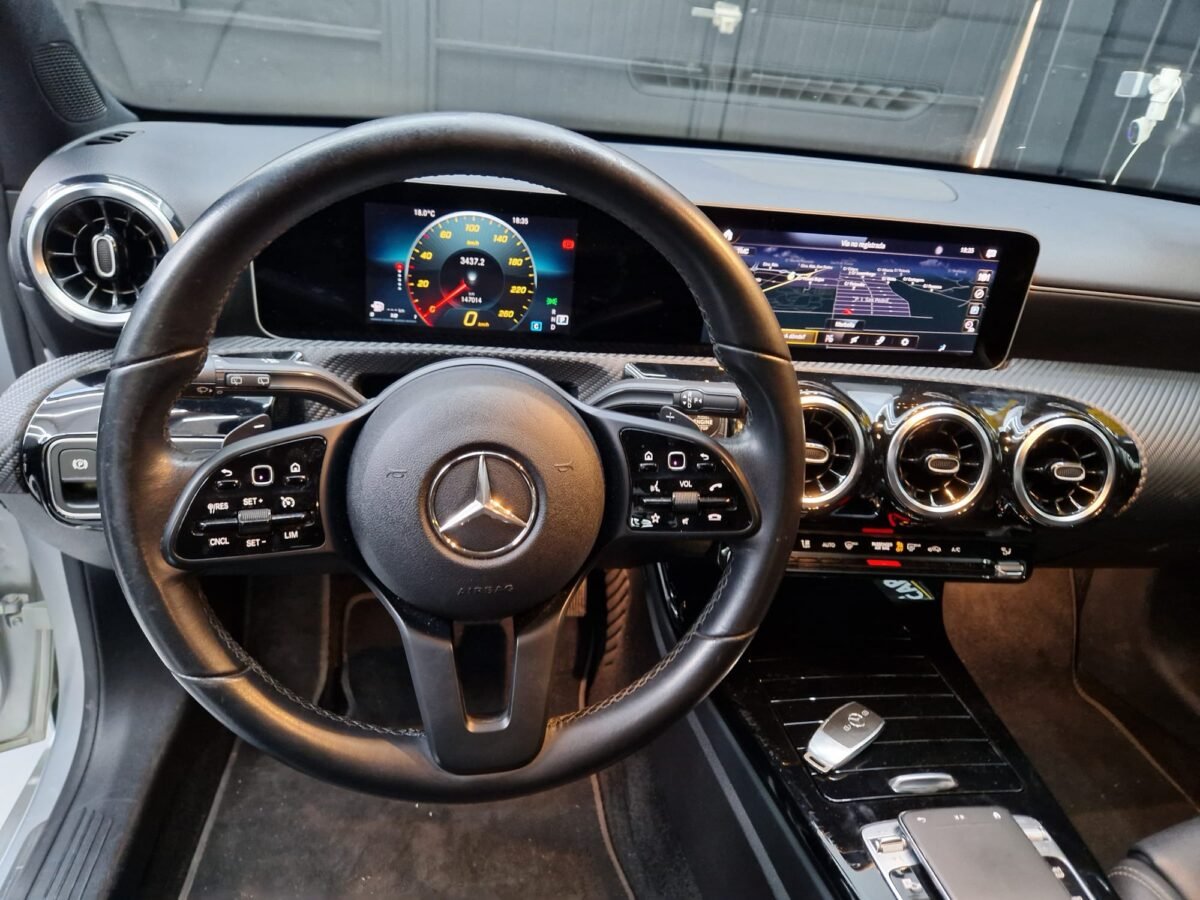 MERCEDES CLASE A 180D 1.5D 116CV