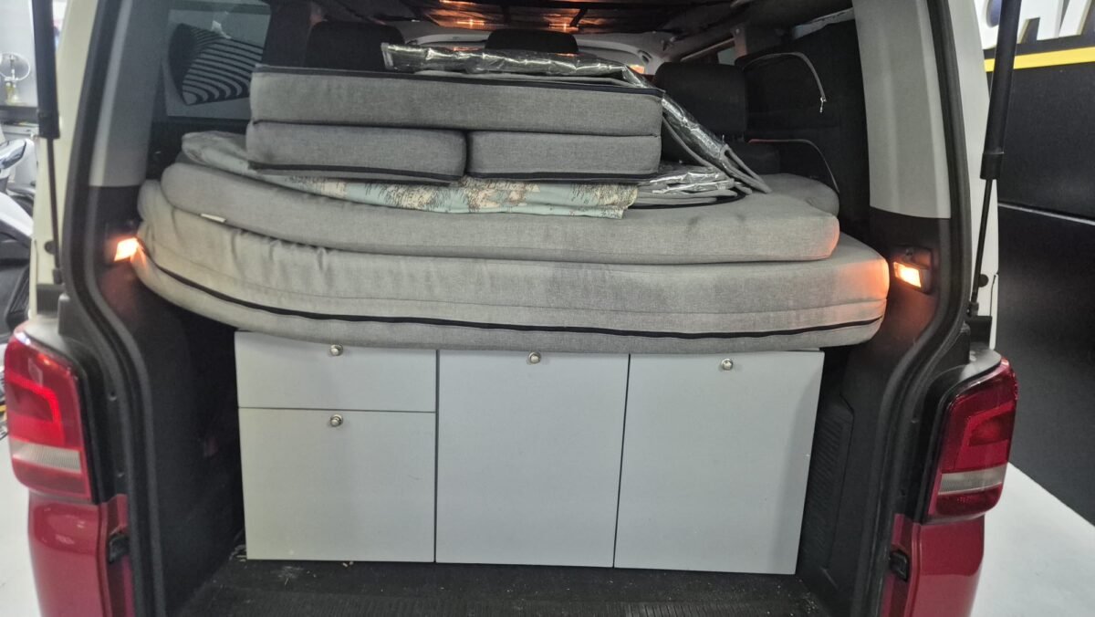 VOLKSWAGEN TRANSPORTER CAMPER 2.0TDI 180CV