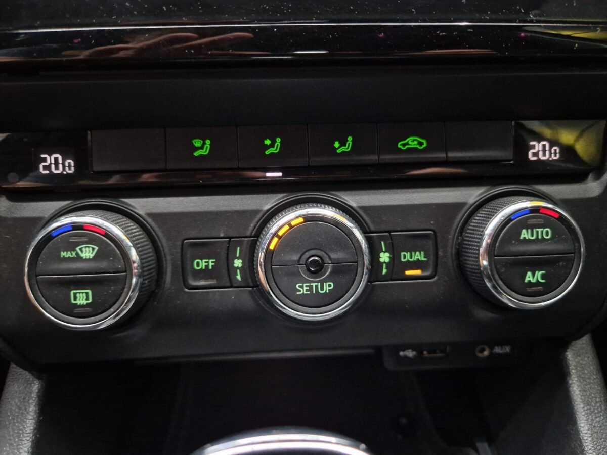 SKODA OCTAVIA 1.6TDI 105CV