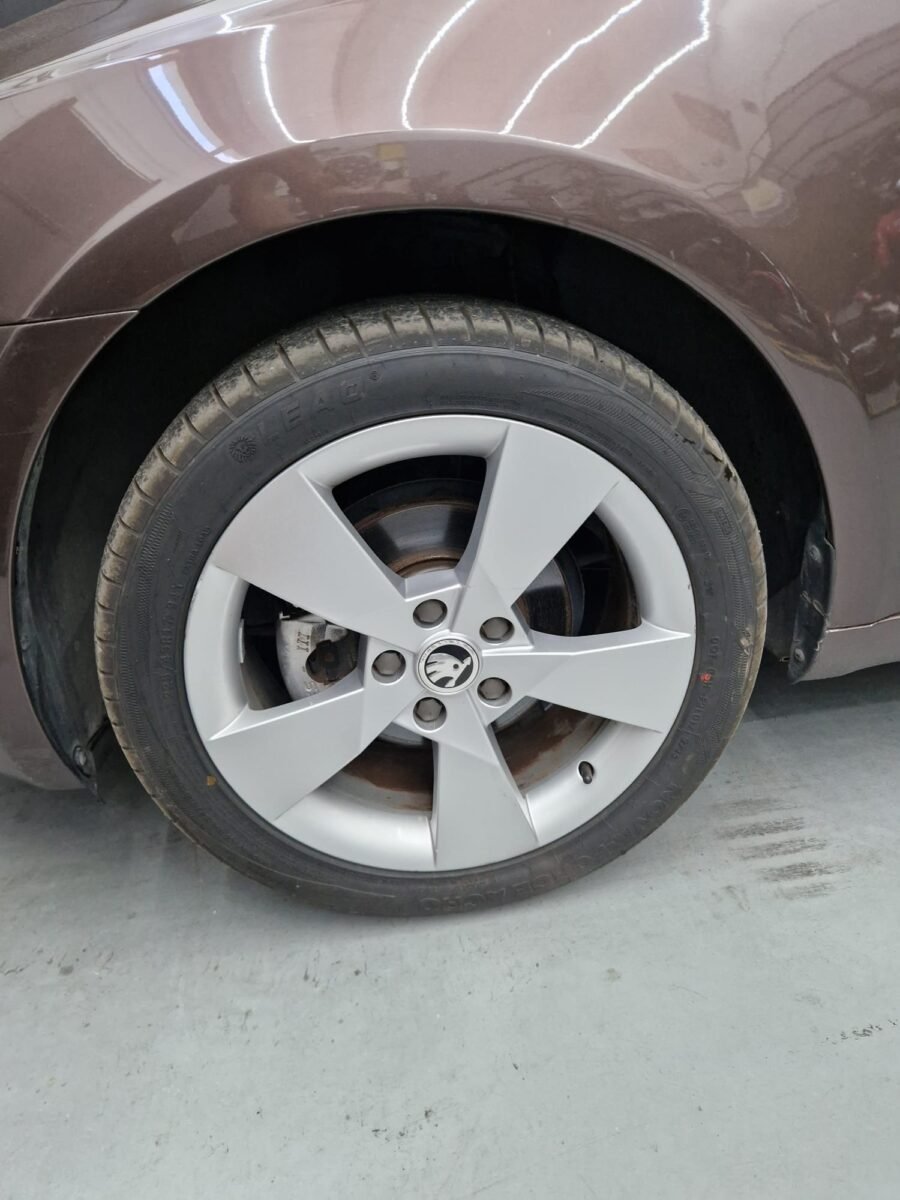 SKODA OCTAVIA 1.6TDI 105CV