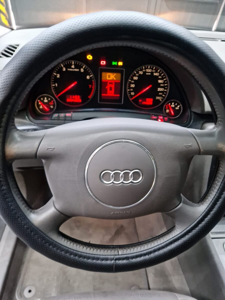 AUDI A4 2.0 V5 130CV
