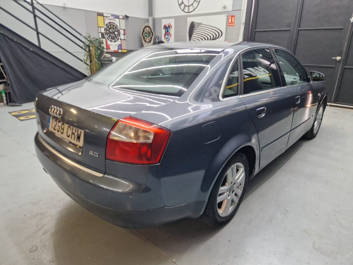 AUDI A4 2.0 V5 130CV