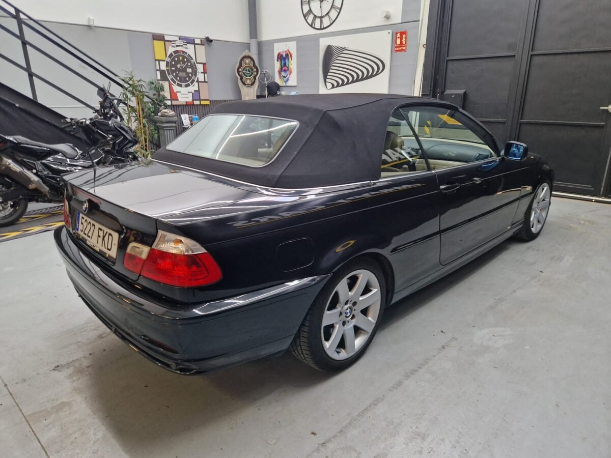 BMW 330i CABRIO 3.0 235CV