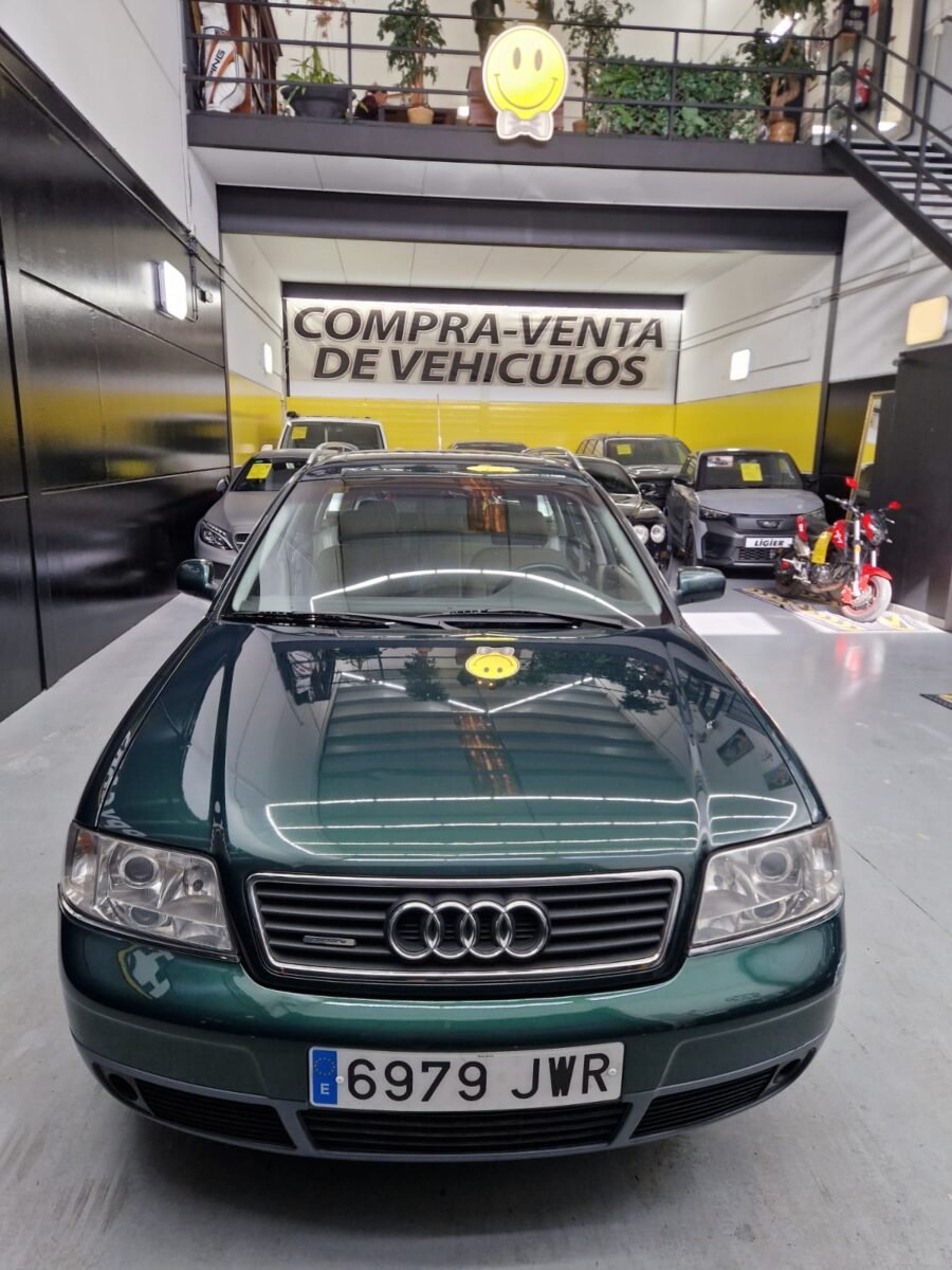 AUDI A4 AVANT QUATTRO 2.4 V6 165CV