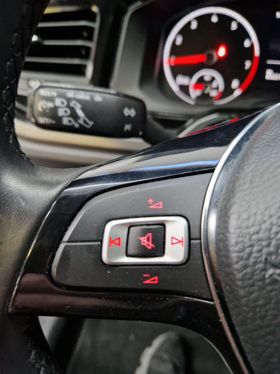 VOLKSWAGEN POLO 1.0TSI 95CV