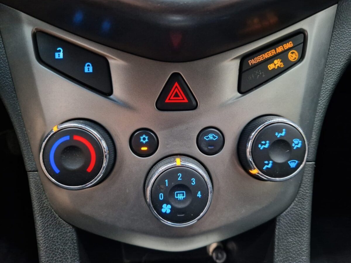 CHEVROLET AVEO 1.4 100CV