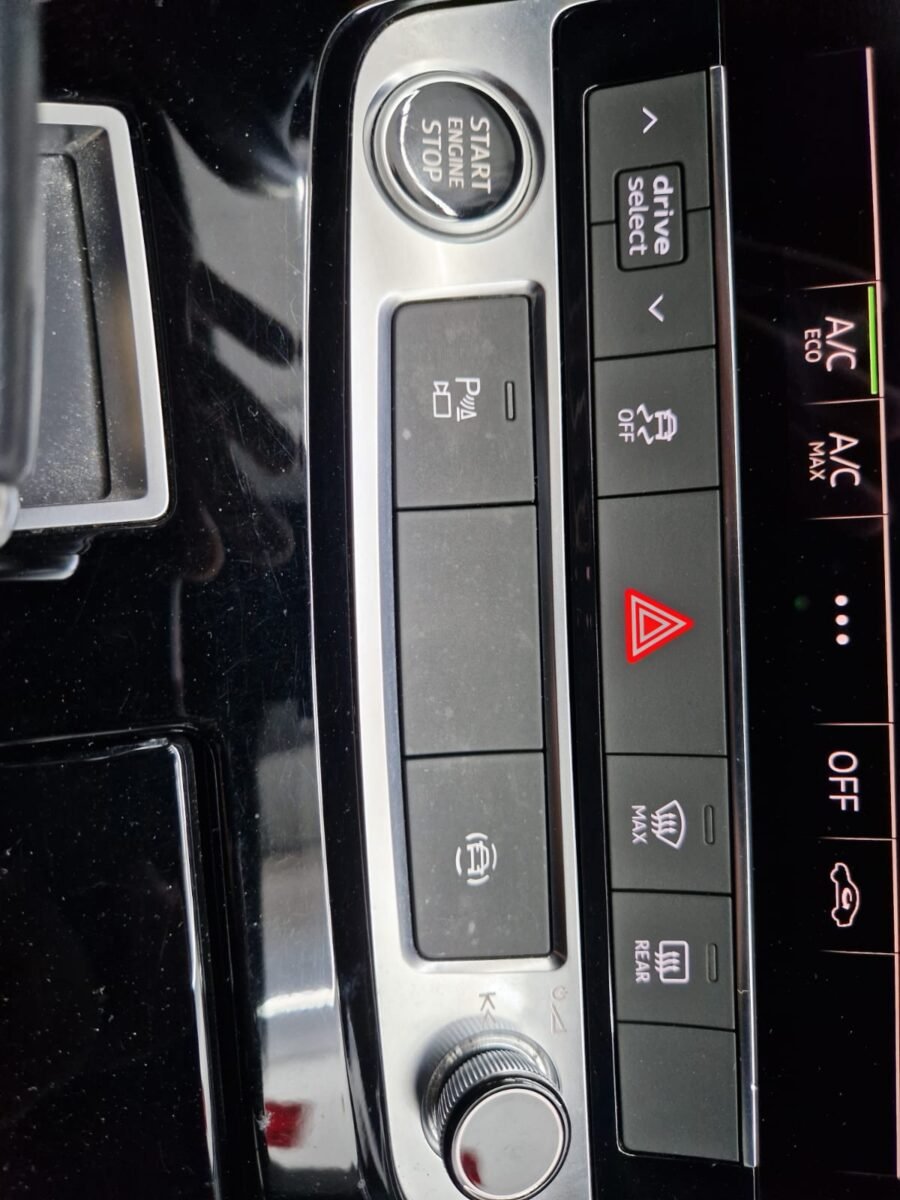 AUDI Q8 45 3.0TDI 231CV