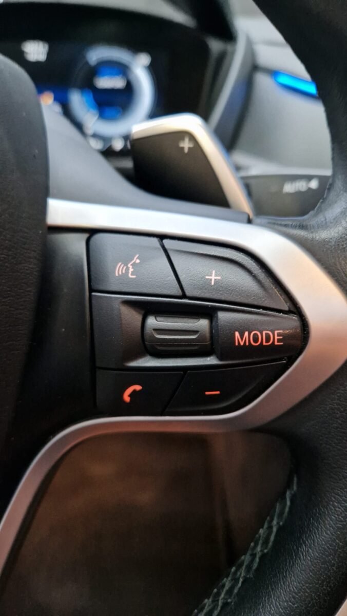 BMW i8 ROADSTER FIRST EDITION