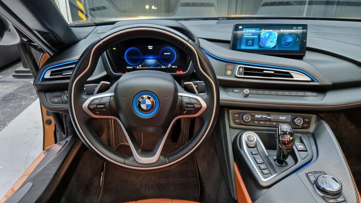 BMW i8 ROADSTER FIRST EDITION