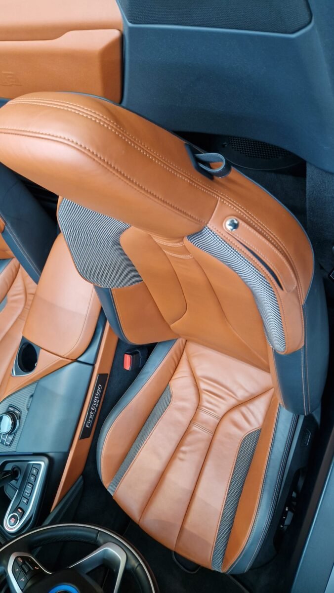 BMW i8 ROADSTER FIRST EDITION