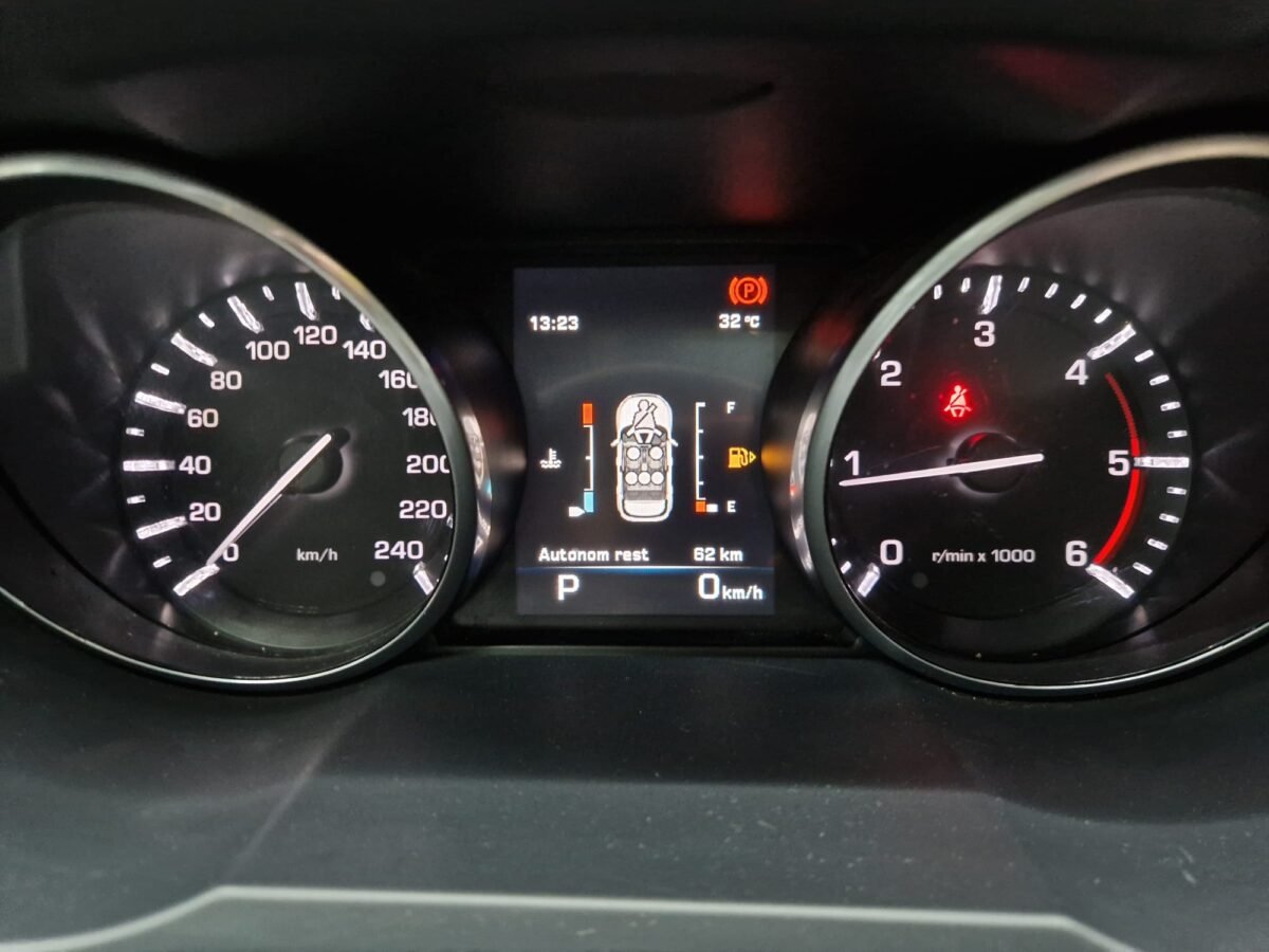 LAND ROVER EVOQUE SPORT 2.2D 150CV