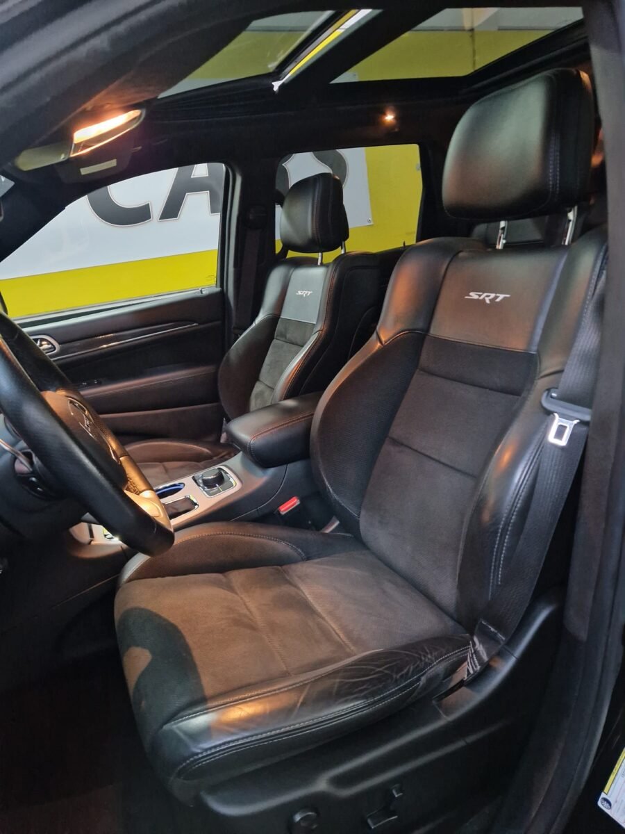 JEEP GRAND CHEROKEE SRT V8 6.4 HEMI 500CV