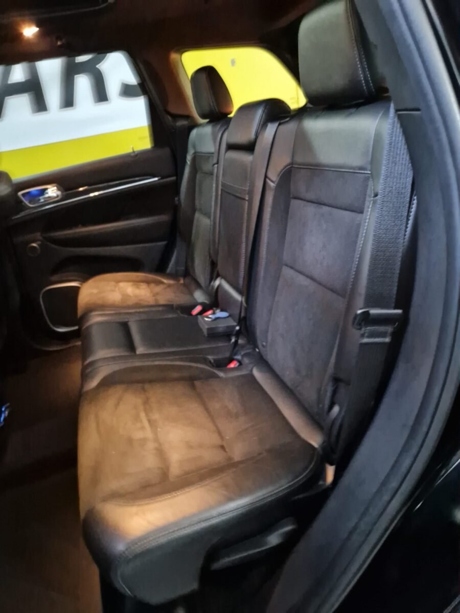 JEEP GRAND CHEROKEE SRT V8 6.4 HEMI 500CV