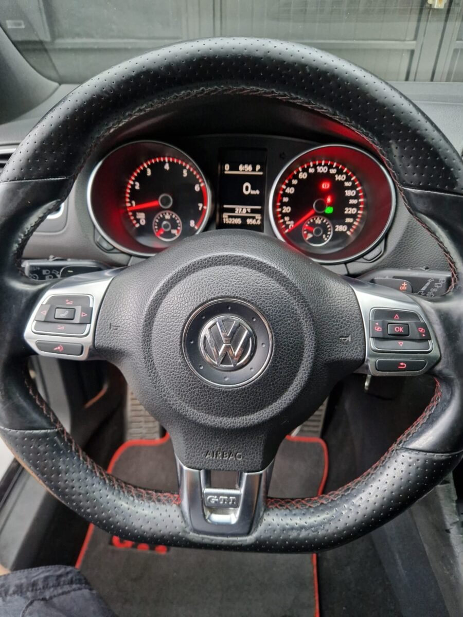 VOLKSWAGEN GOLF GTI 2.0 TSI 210CV