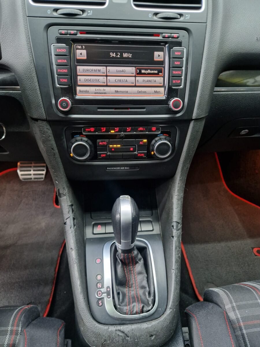 VOLKSWAGEN GOLF GTI 2.0 TSI 210CV
