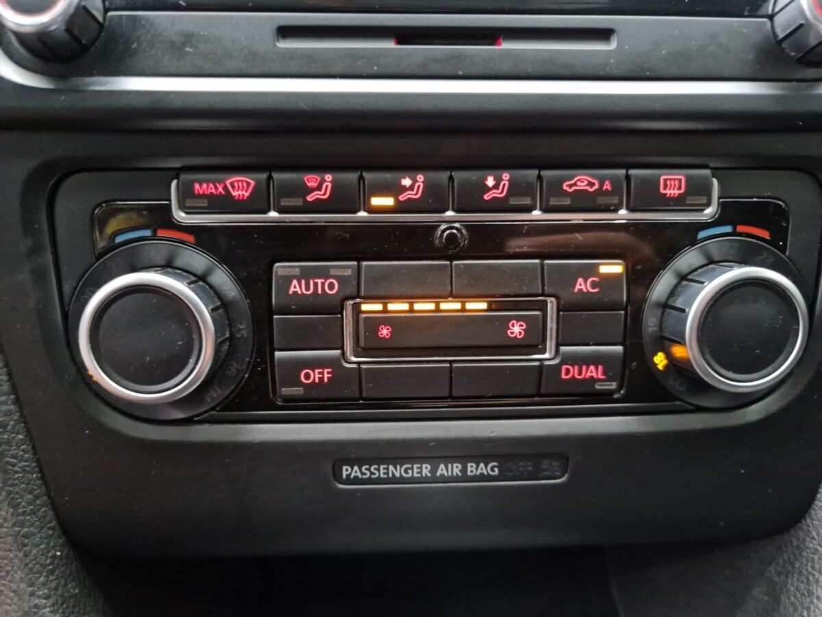 VOLKSWAGEN GOLF GTI 2.0 TSI 210CV