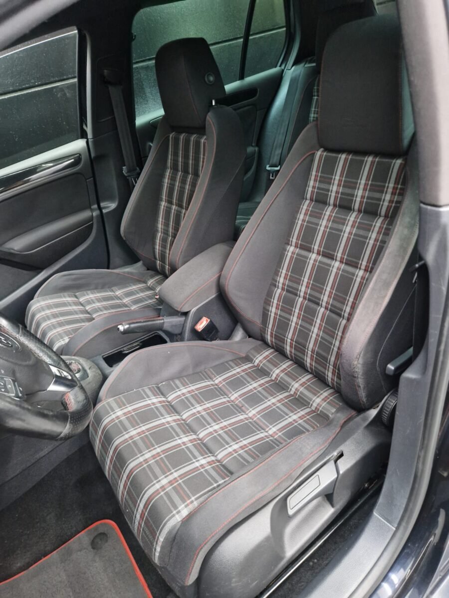 VOLKSWAGEN GOLF GTI 2.0 TSI 210CV