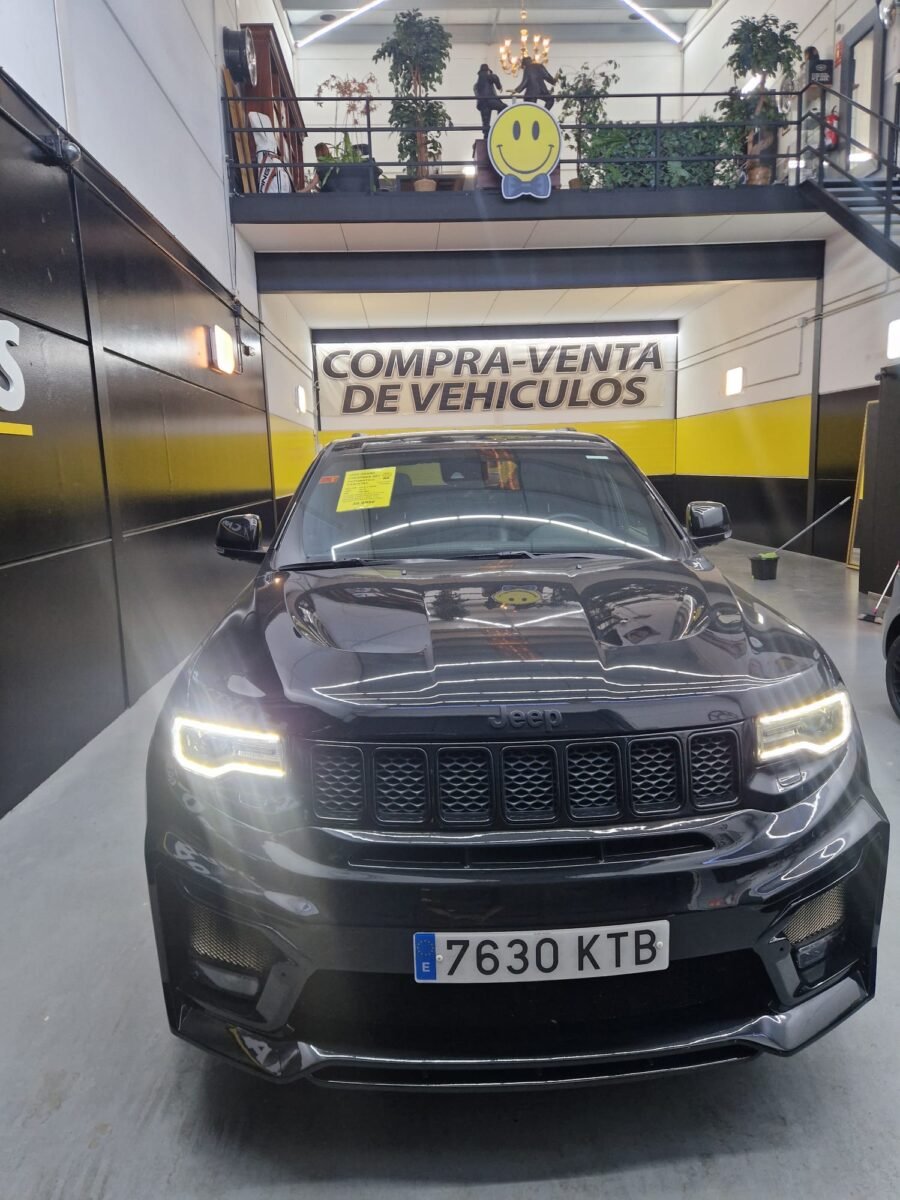 JEEP GRAND CHEROKEE SRT V8 6.4 HEMI 500CV