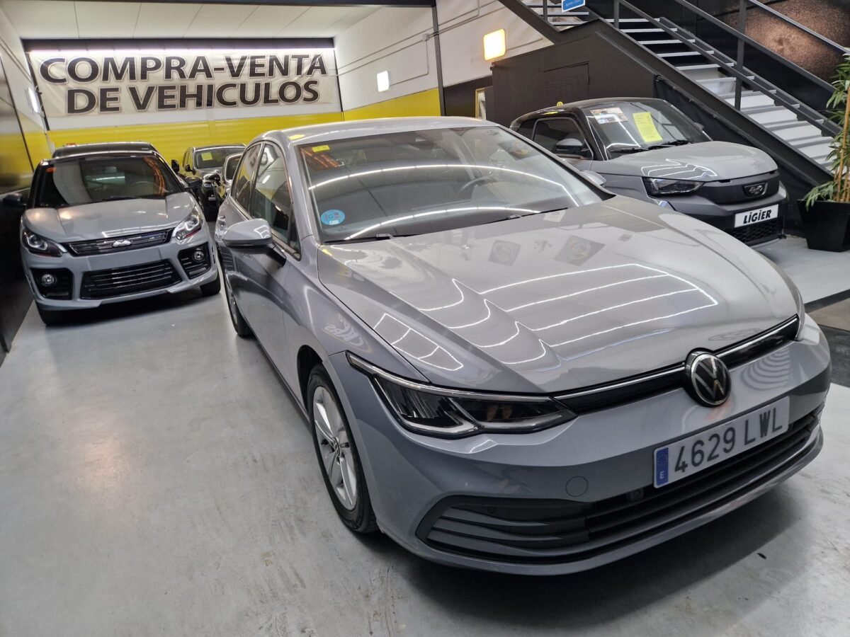 VOLKSWAGEN GOLF VIII 2.0TDI DSG 150CV