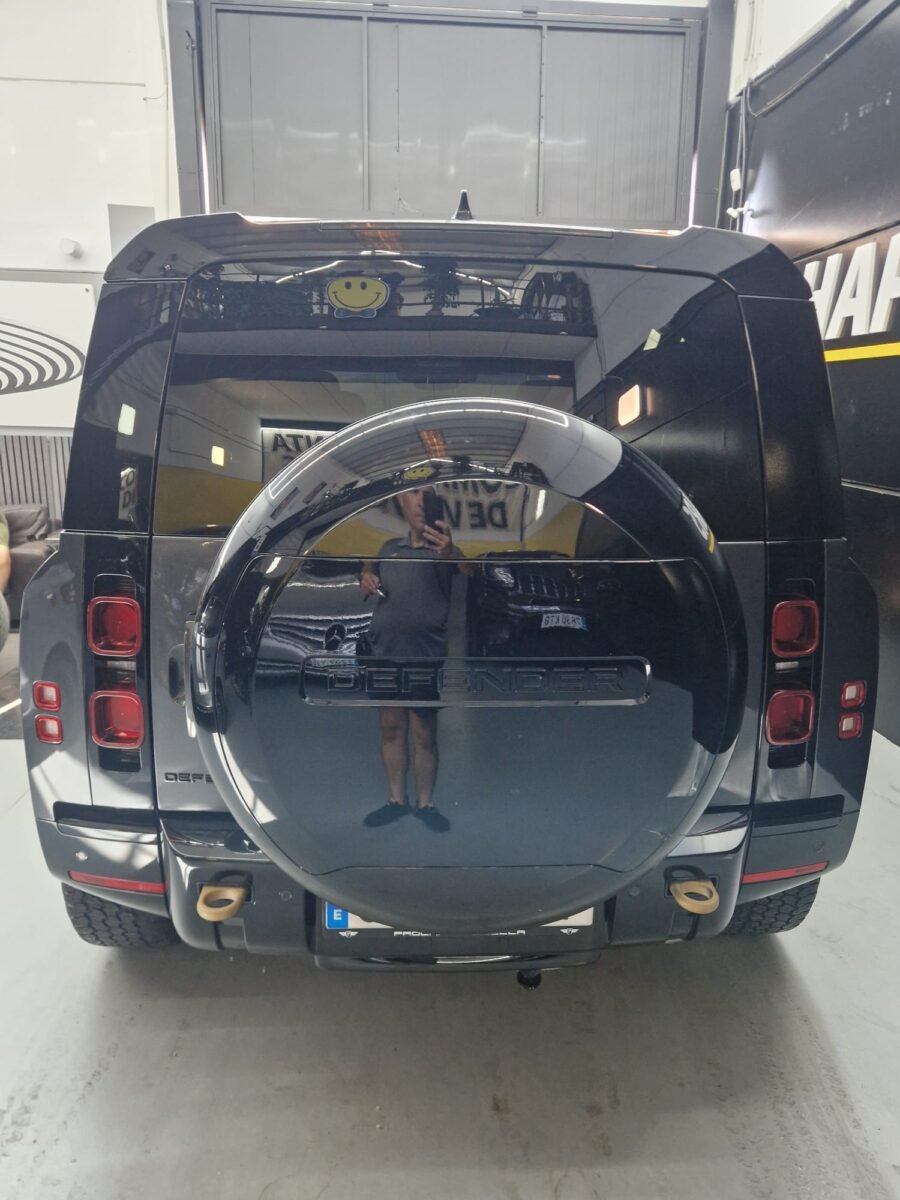 LAND ROVER DEFENDER 110X DINAMIC HSE 3.0D 250CV