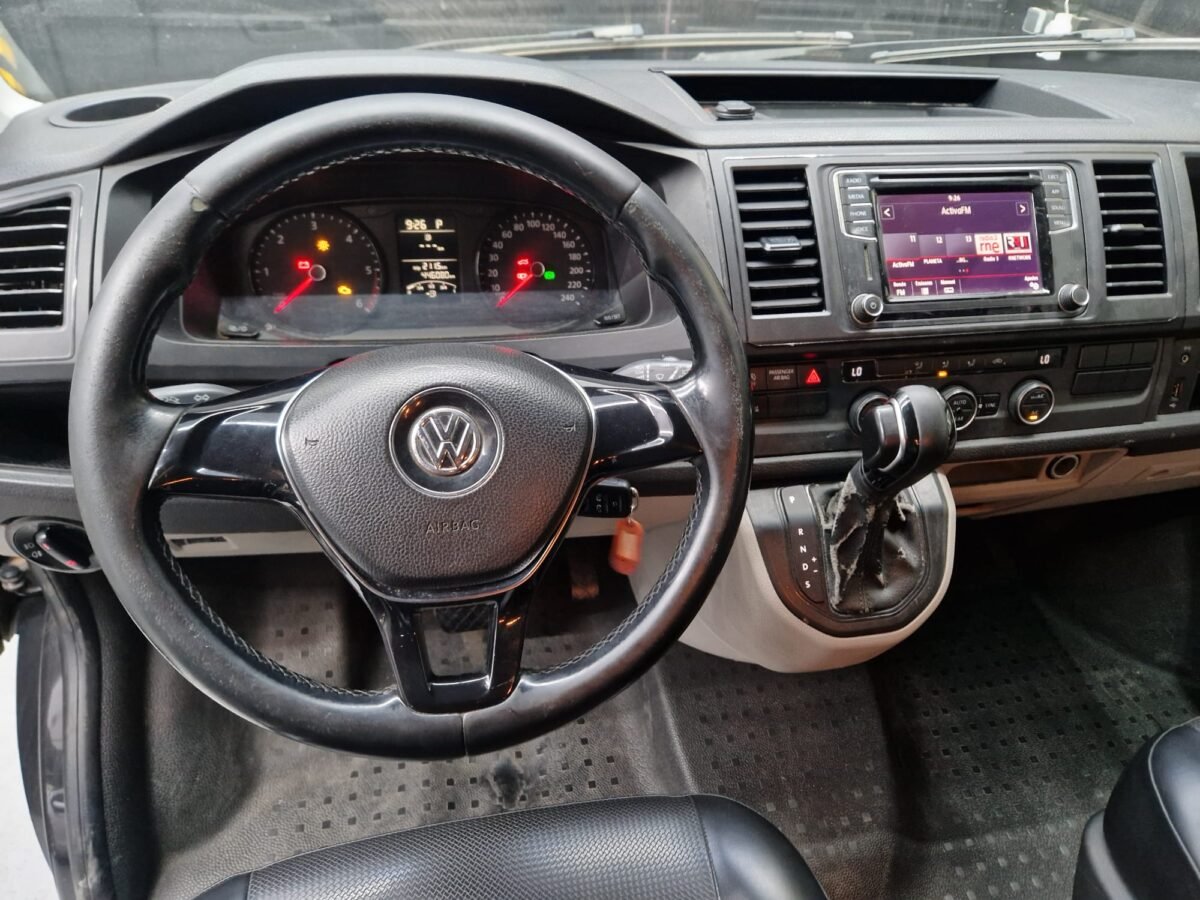 VOLKSWAGEN TRANSPORTER 8 PLAZAS 2.0TDI 150CV