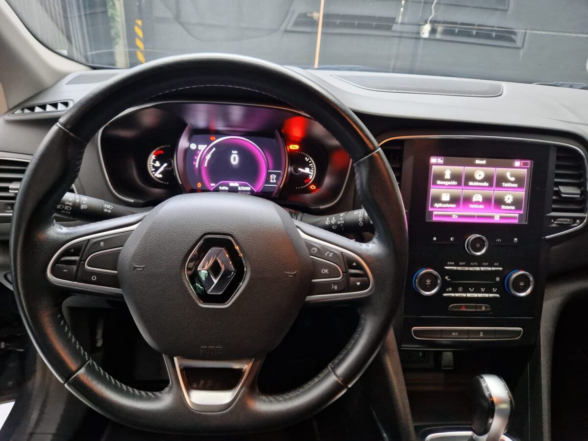 RENAULT MEGANE LIMITED BLUE DCI 1.5CDTI 150CV