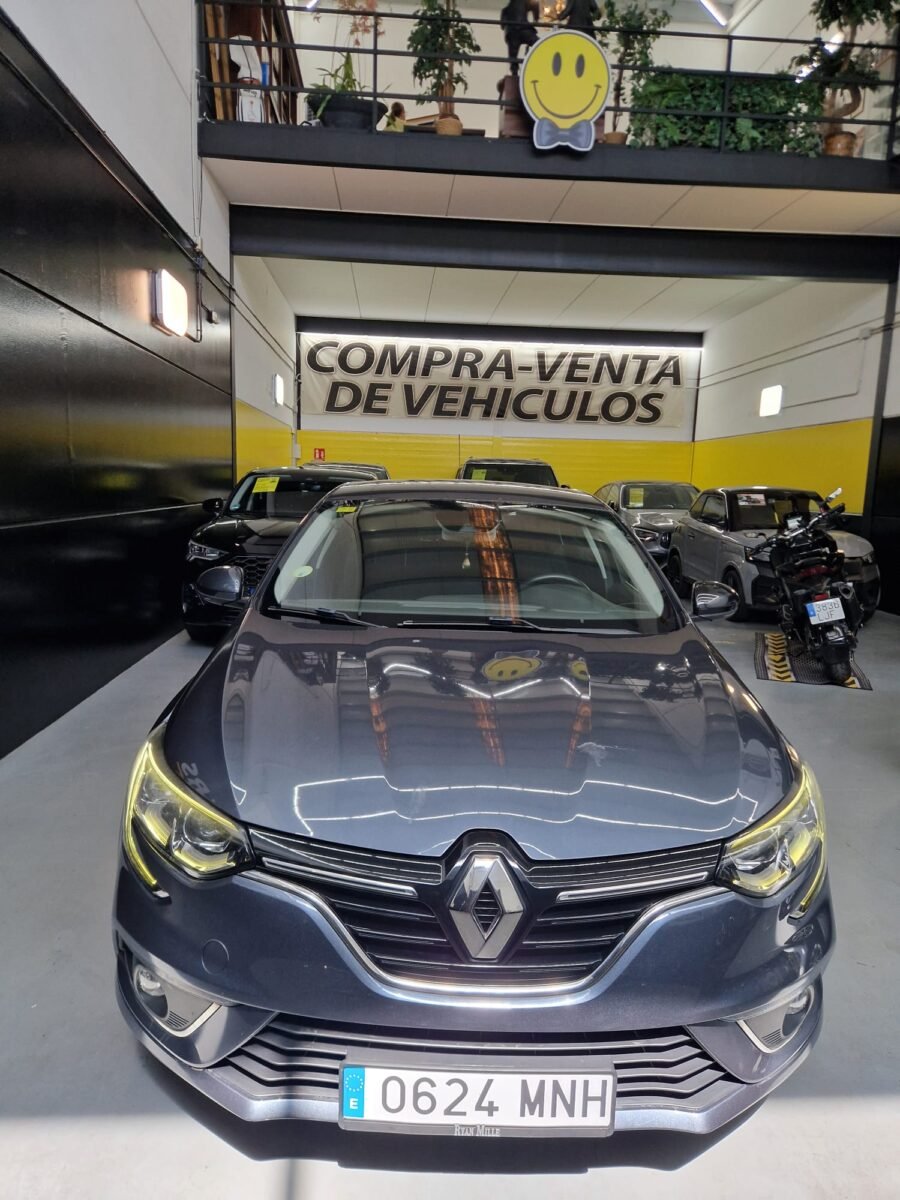 RENAULT MEGANE LIMITED BLUE DCI 1.5CDTI 150CV