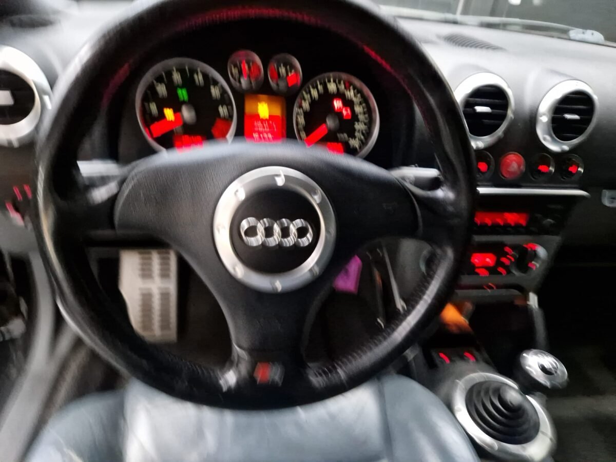 AUDI TT 1.8 TURBO 180CV