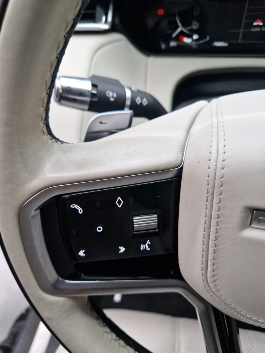 LAND-ROVER RANGE ROVER VELAR R-DYNAMIC P400 404CV