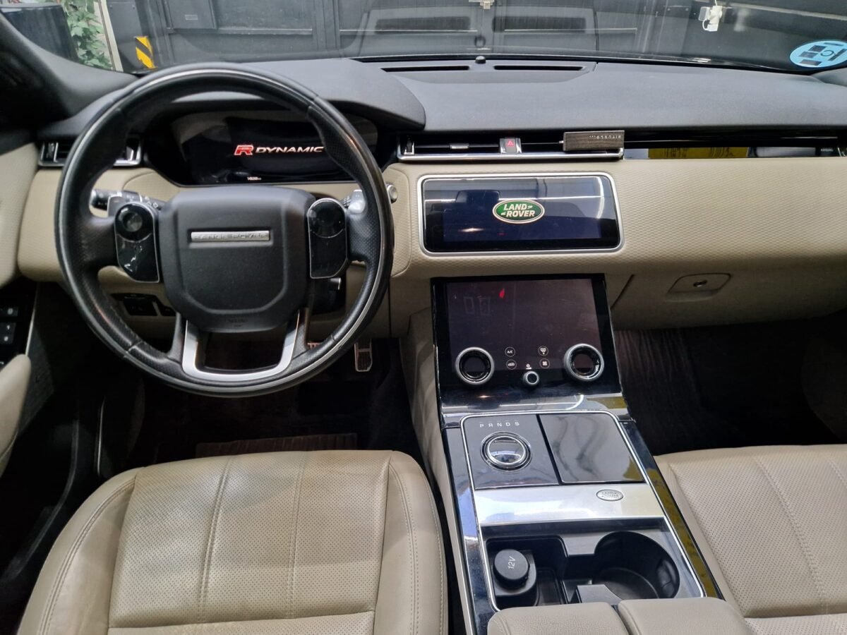 LAND-ROVER RANGE ROVER VELAR R-DYNAMIC 3.0 D300