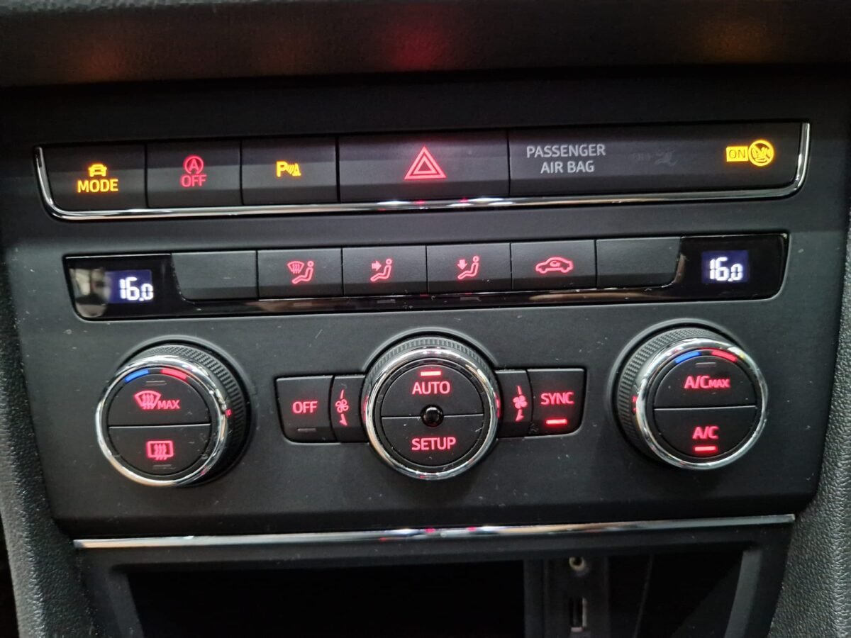 SEAT LEON FR 2.0 TDI 150CV