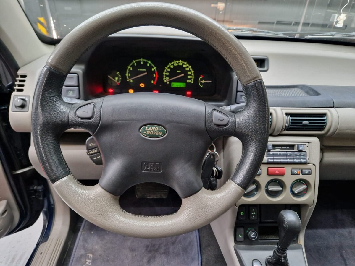 LAND-ROVER FREELANDER 2.5 V6