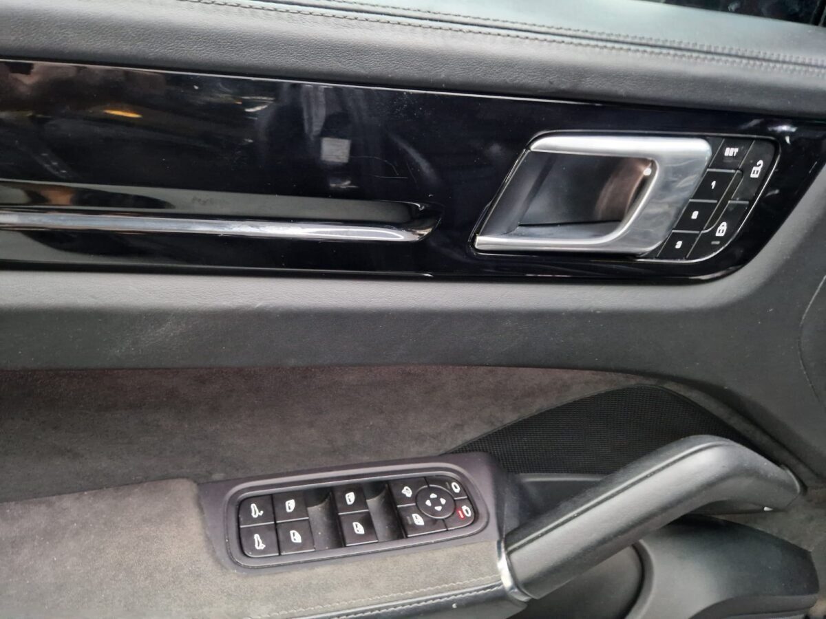 PORSCHE CAYENNE GTS 4.0 V8 460CV